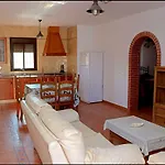 En Complejo Con Piscina קוניל דה לה פרונטרה