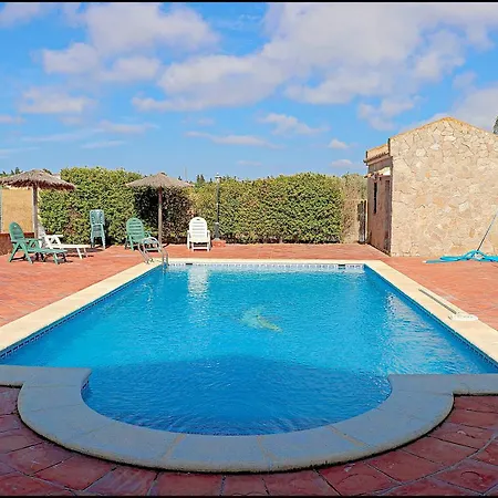 En Complejo Con Piscina *